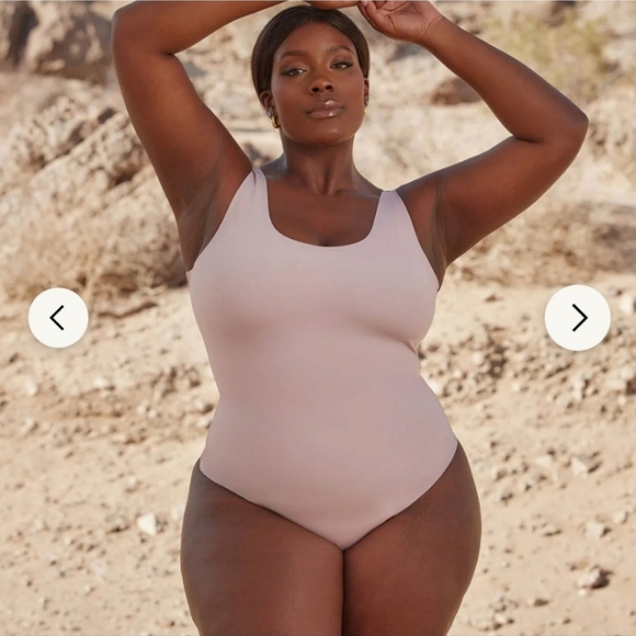 NWT Pinsy Scoop Tank Hourglass Shapewear Cheeky Bodysuit - Picture 3 of 4